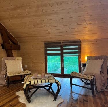 Gites nature - Montagne Bourbonnaise - Arronnes