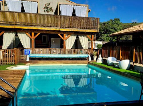 GITES O FIL DE L'EAU piscine spa accès rivière