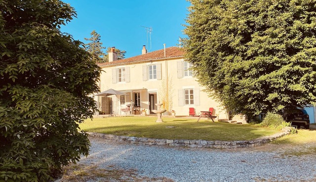 Gites Rue Du Chateau - four traditional French cottages