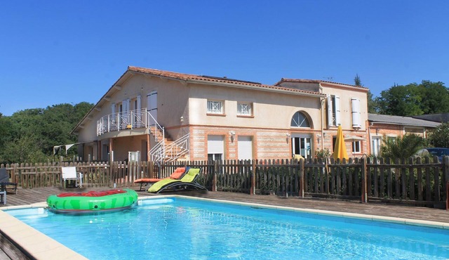 Gites Ushuaia with outdoor pool