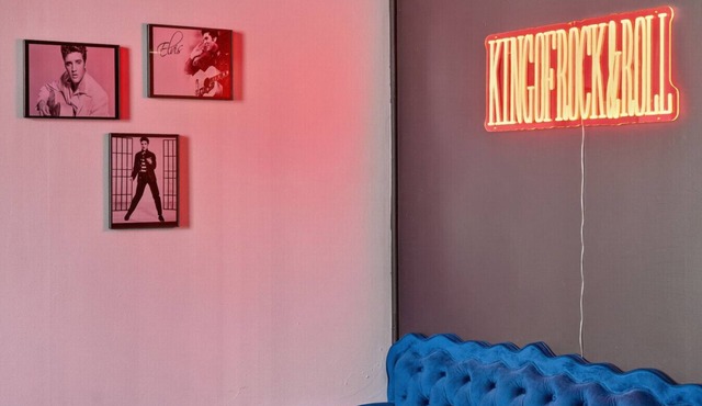 “Give My All for Tennessee” in Downtown Fayetteville Near Jack Daniels