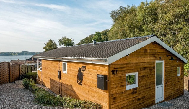 "Gjurgja" - 100m from the sea by Interhome