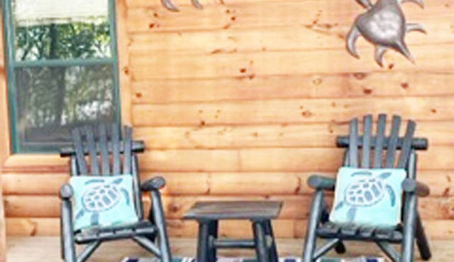 Glacier Lake Log Cabin