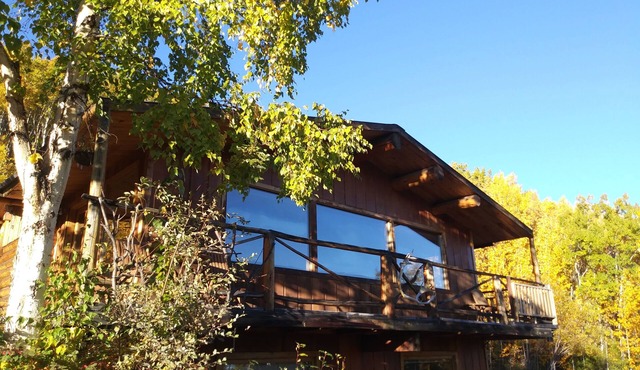 Glacier View Log Cabin