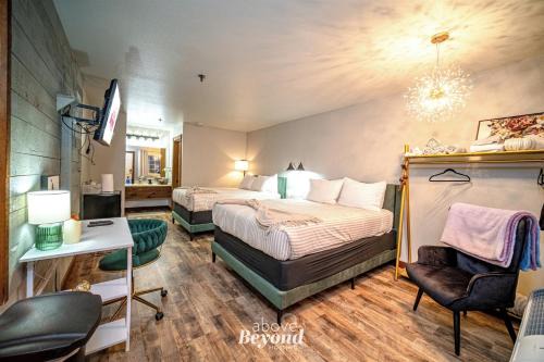 Glam Jam! - Newly Remodeled Stay in Style! Pets Stay Free