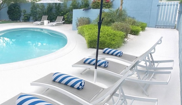 GLAM RESORT STYLE LUXURY IN OLD TOWN SCOTTSDALE. DUAL PRIMARY BDRMS. HEATED POOL