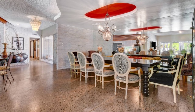 GLAM STYLISH , EXECUTIVE PRIVATE ,PRIME LOCATION