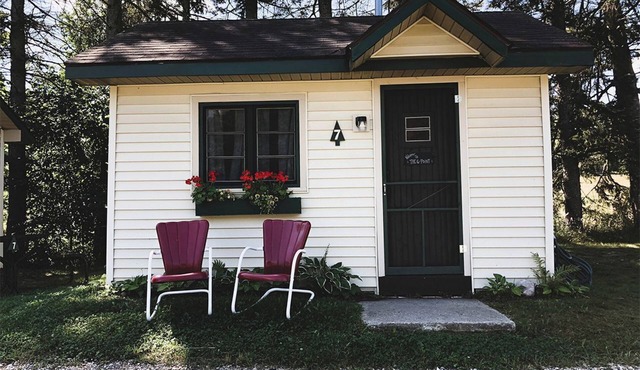 Glamping Cabins for Nature Enthusiasts in Cadillac, Michigan