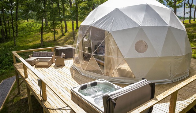 Glamping Dome · Hot Tub, Fire Pit & Forest Views