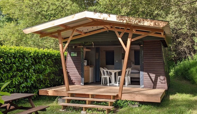 Glamping Escape in Dordogne – Charming Cabins, Private Terrace, 4 People, Nature & Relaxation