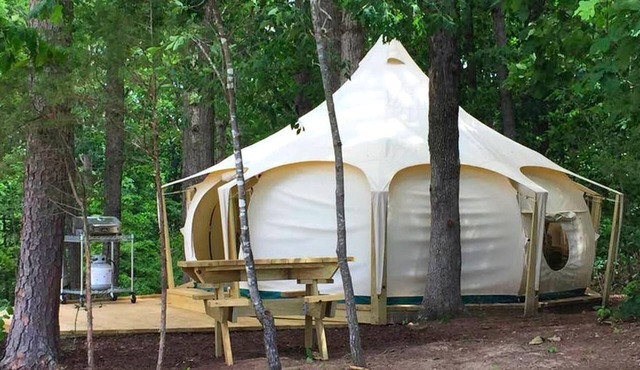 Glamping Getaway on an Impressive Farm near Charlottesville, Virginia