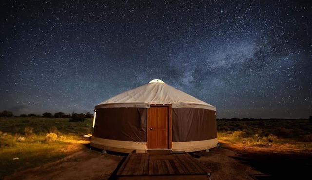Glamping: Grand Canyon Magnificent Mahal Yurt