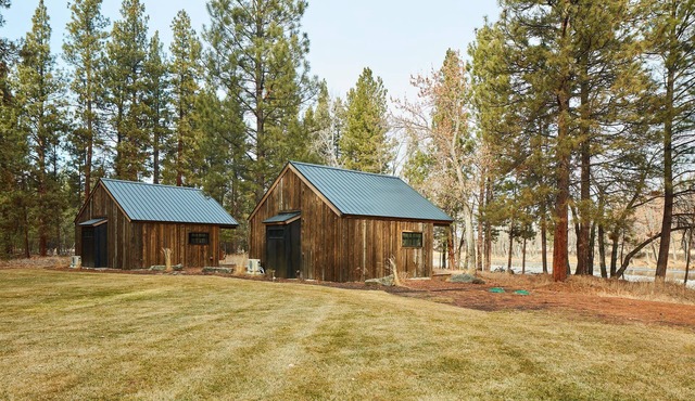 Glamping Hut on the Bitterroot River