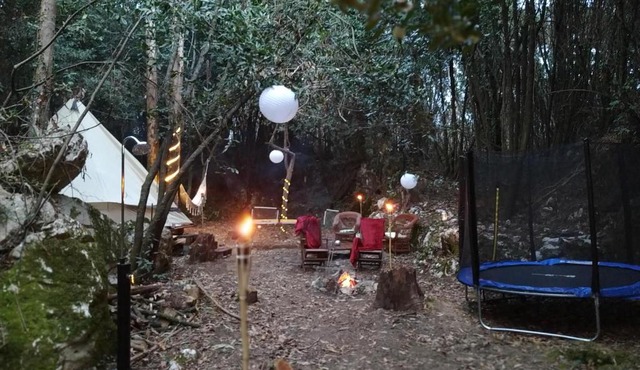 Glamping Inauguración Experiencia Tienda con Espacio Juegos