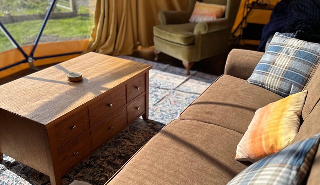 Glamping Pod - Sleeps 4 - Pets - Parking