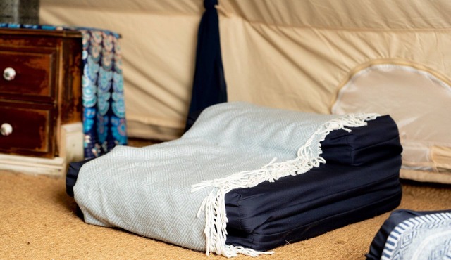 Glamping Pods in Woolton Hill near Highclere