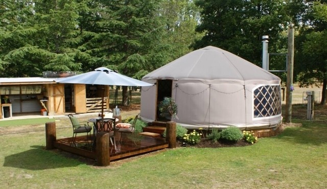 Glamping Retreat - Rural Alexandra