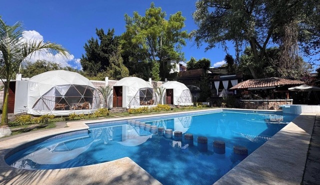 Glamping "Sailboat" 4 people + Dome + Pool