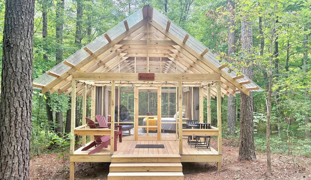 Glamping Screenhouse at Kerr Lake — "The Retreat"