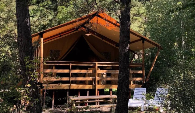 Glamping Tent 3 - 6 persons