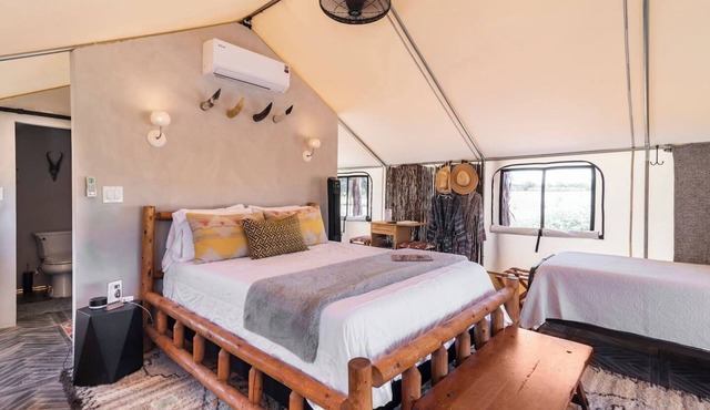 Glamping under the Stars + Pool TX Hill Country