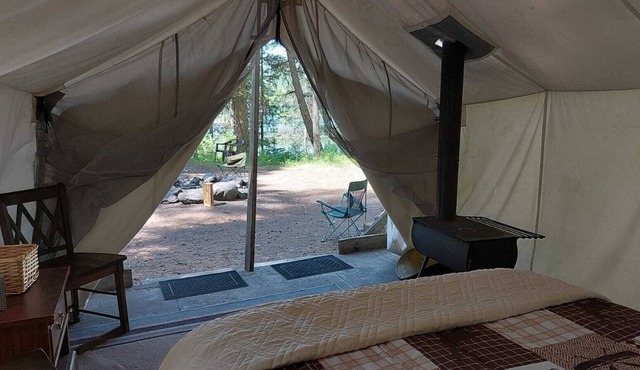Glamping Wall Tent 2 / 1 Queen