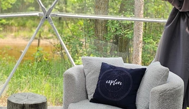 Glamping with the Stars, Aquarius