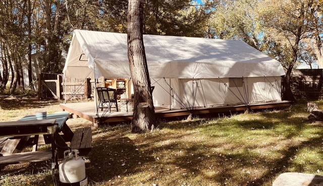 Glampsite getaway near Loveland!