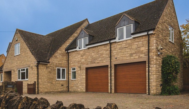 Glasfryn - sleeps 10 guests in 5 bedrooms