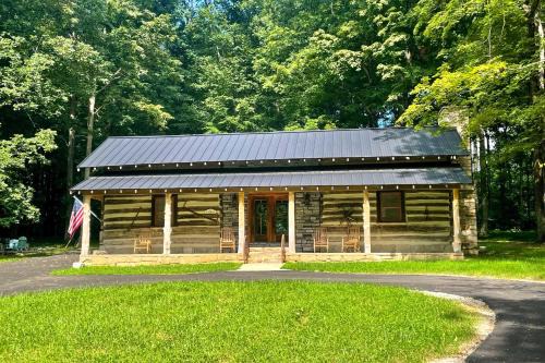 Glasgow Getaway with Patio, Fireplace and Grill!