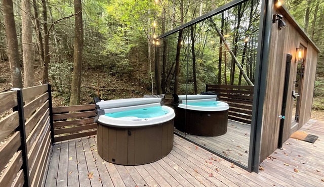 “Glass House” #3 - Modern Mirror Home w/Hot-tub