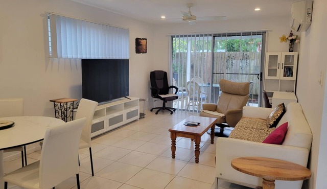 Glass House Mountains Retreat