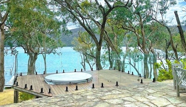 Glasshouse at Lake Eildon