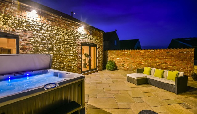 Glebe Farm 4br, Sleeps 11, Hot Tub, Pet Friendly