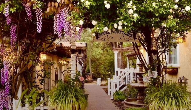 Glen Ellen Inn