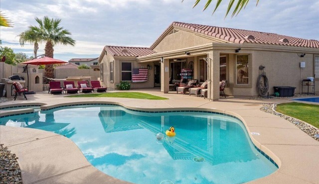 Glendale Game Day Getaway!