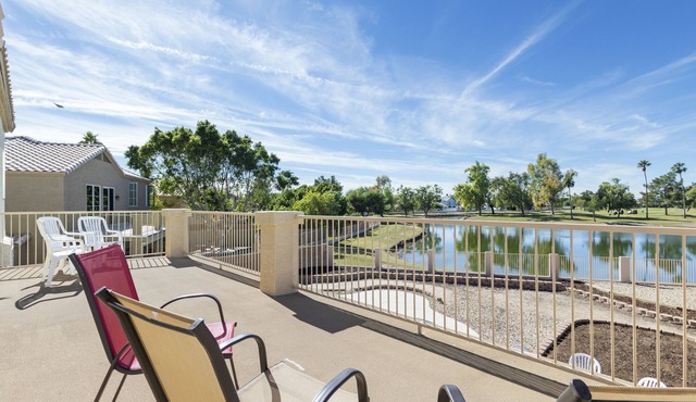 Glendale Golf Community Getaway