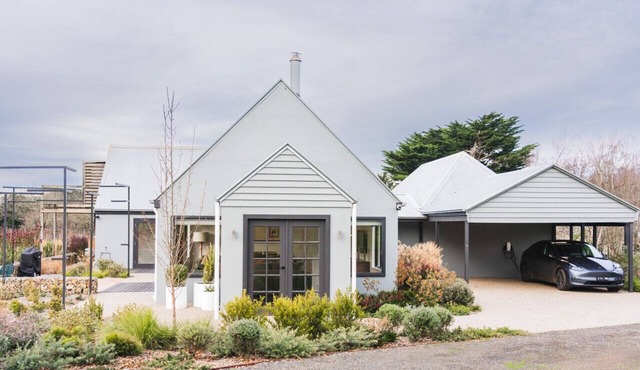 Glenfern House in the Macedon Ranges Wine Region