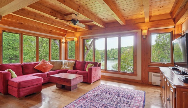 Glenhaven - stunning waterfront home with hot tub, steam room, infrared sauna!