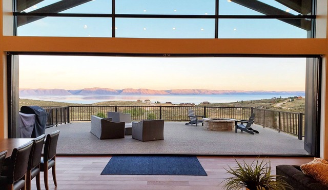 Glenn Haven Luxury Large Group Getaway Sleeps 60