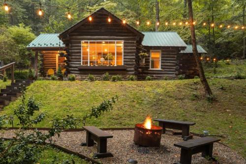 Glenna - Historic Cabin in the Florence Preserve