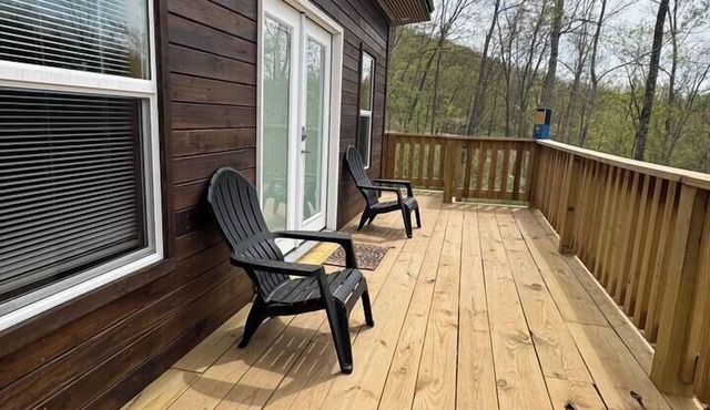 Glenville’s Rustic Charm