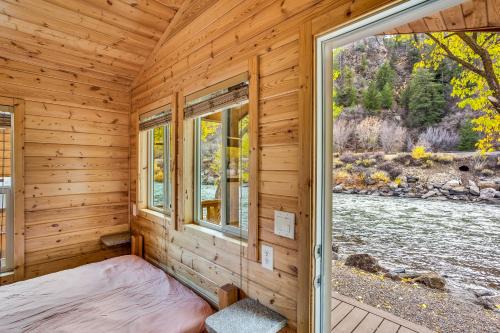 Glenwood Canyon Resort