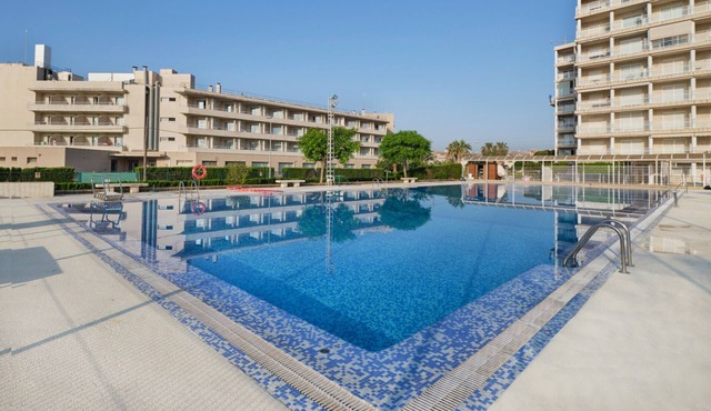 Global Vacacional: Amazing apartment on the beach, Canet d'en Berenguer