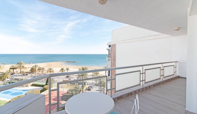 Global Vacacional: Apartment with terrace and incredible sea views