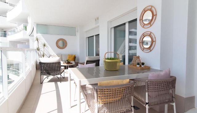 Global Vacacional, Bonito apartamento con terraza en Gran Canet