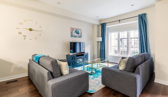 GLOBALSTAY . 3BR 2.5BA Townhome 1 min to the Beach. BBQ.Parking