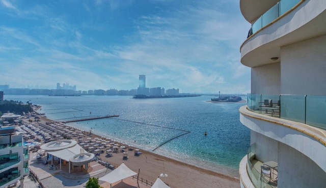 GLOBALSTAY. Azizi Royal Bay Apartments
