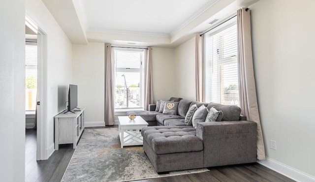 GLOBALSTAY . Rideau 2Br Signature Apartments. Free Parking