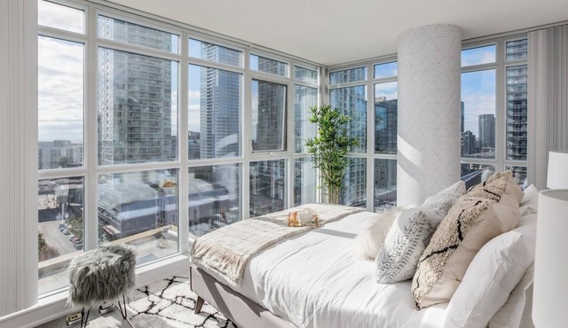 GLOBALSTAY. Elegance Green 12 Floor 2bd 2bath. Balcony